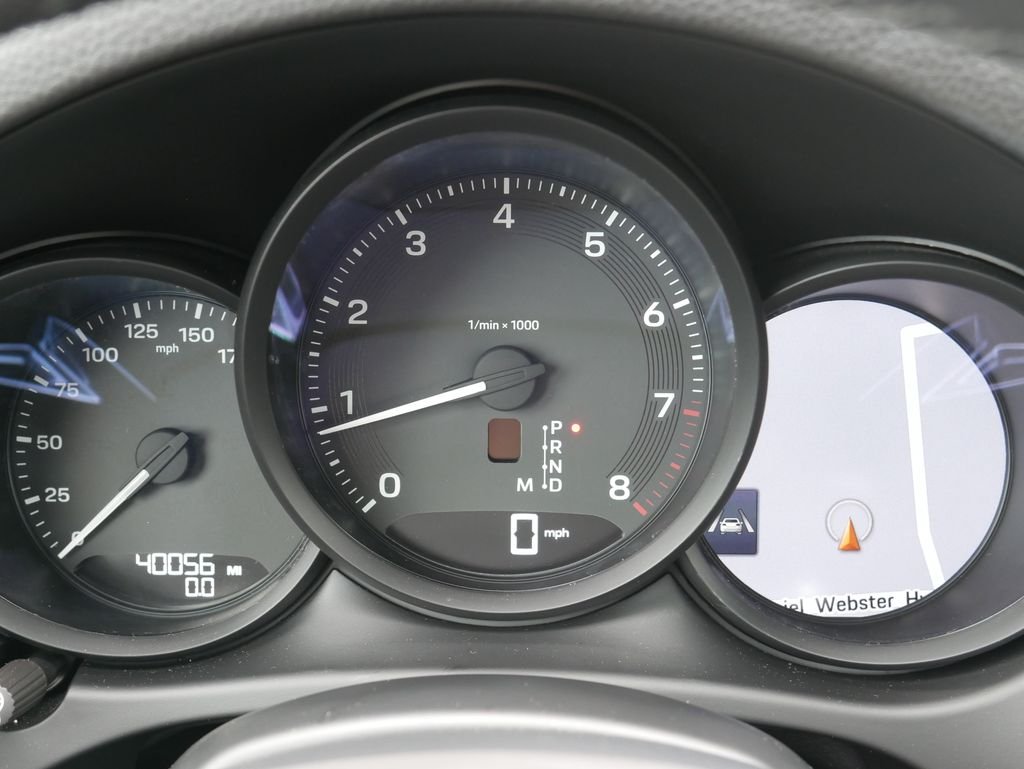 Used 2022 Silver Porsche Base image 39