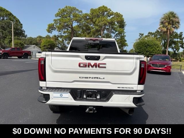 Used 2024 White GMC Denali image 4
