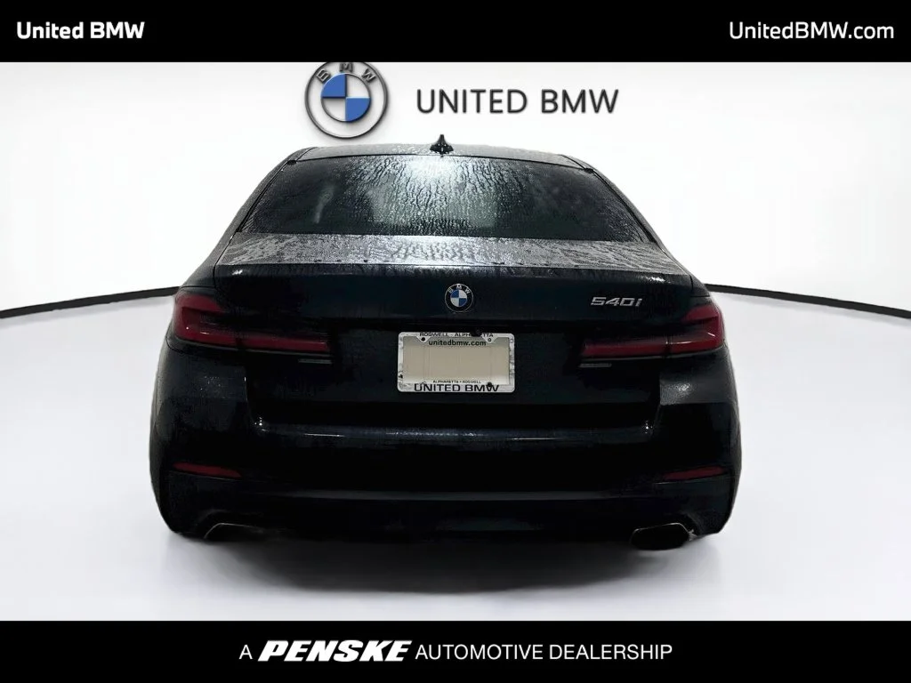 Used 2021 Black Sapphire Metallic BMW 540i image 6
