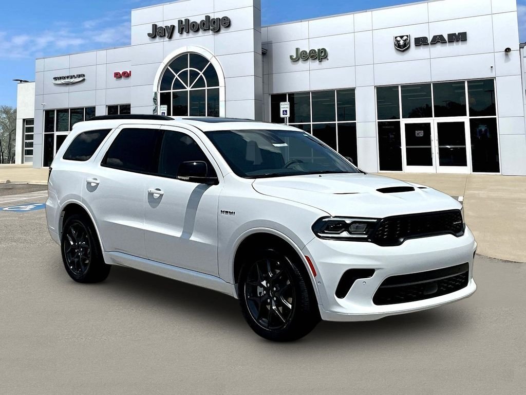 New 2026 White Knuckle Clear-Coat Exterior Paint Dodge GT Plus HEMI V8 image 1