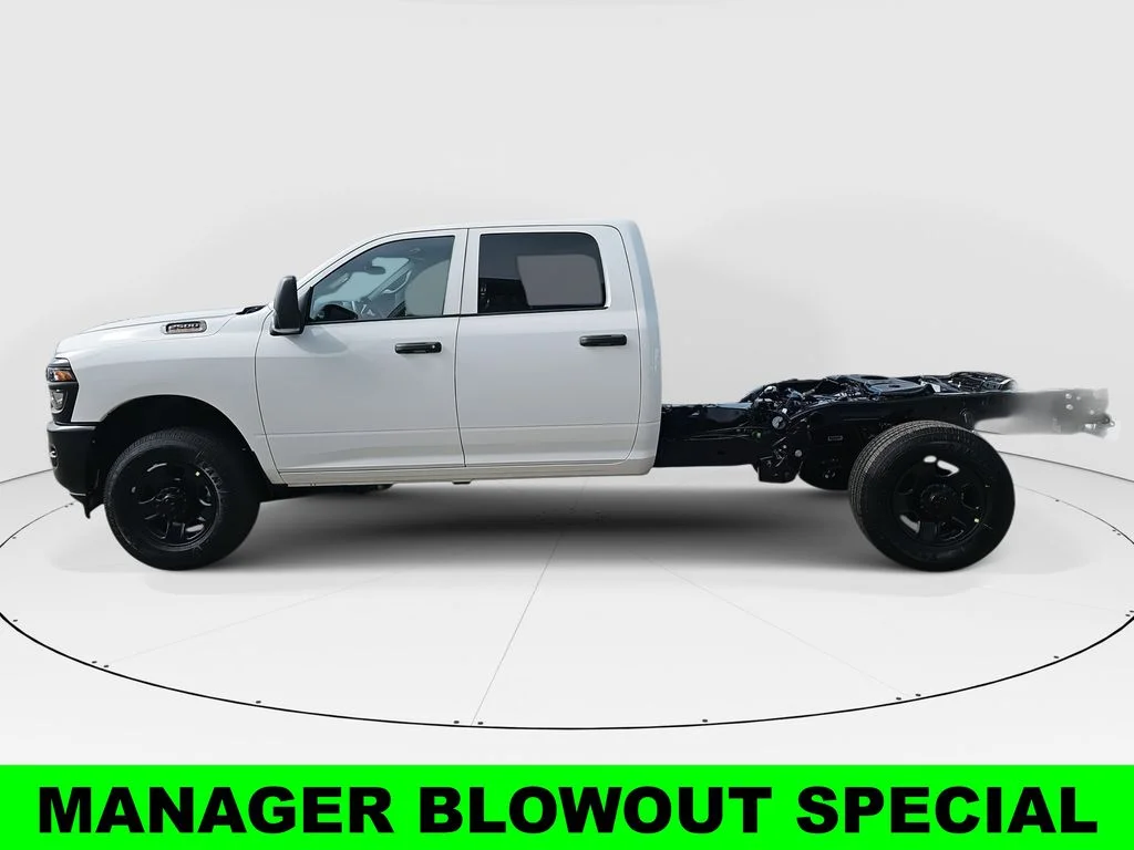 2026 RAM 2500 Tradesman - Photo 6