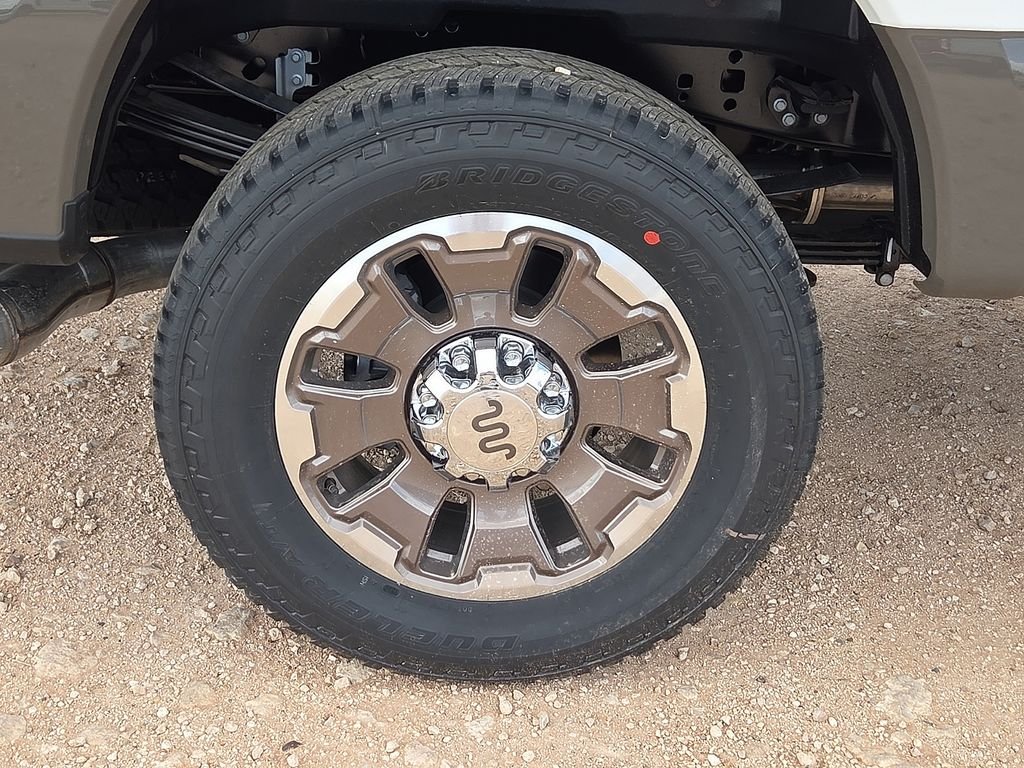 New 2026 Star White Metallic Tri-Coat Ford F-350® King Ranch® image 13