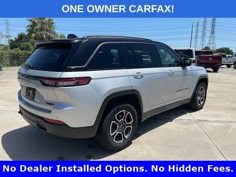 Used 2022 Silver Zynith Jeep Trailhawk image 4