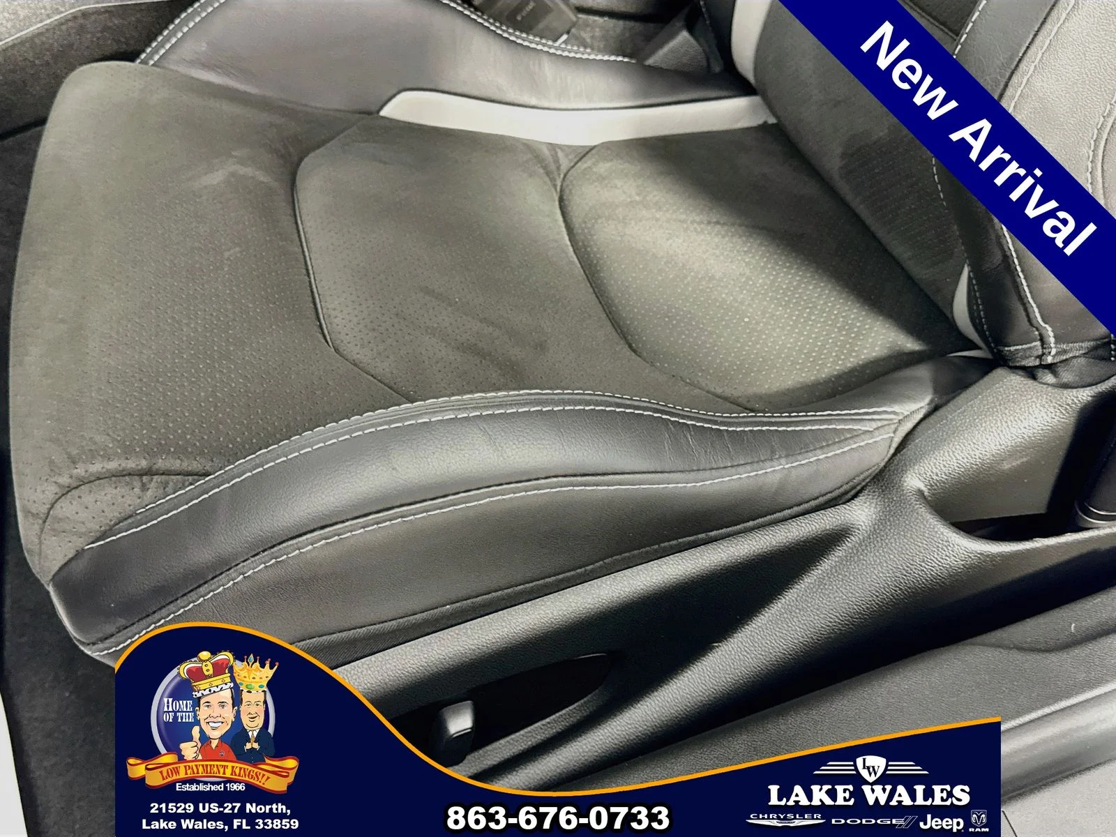 Used 2024 Blue Chevrolet LT1 image 18