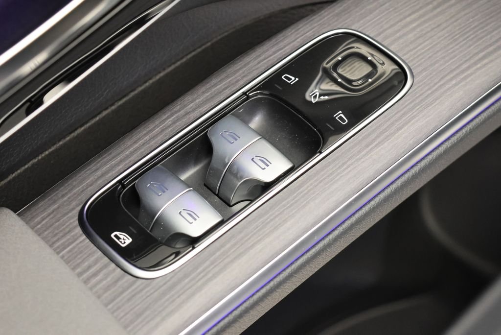 New 2026 Black Mercedes-Benz 400 image 33