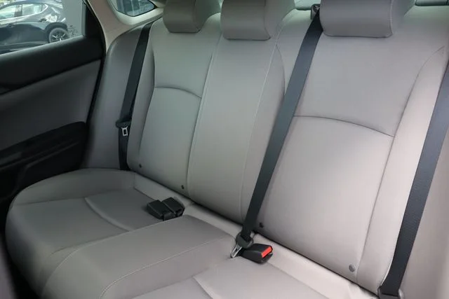 Used 2019 Modern Steel Metallic Honda LX image 27