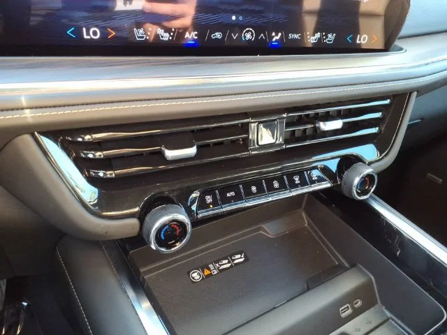Used 2025 Sterling Gray Metallic Chevrolet Premier image 23