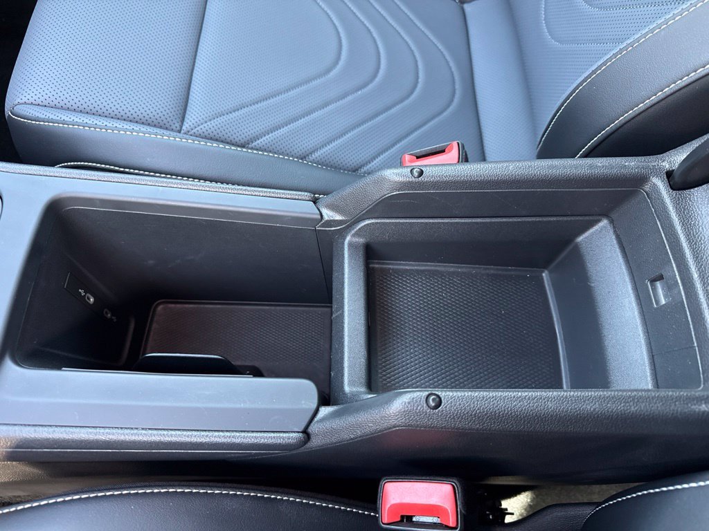 Certified Used 2026  Volkswagen SE R-Line Black image 23