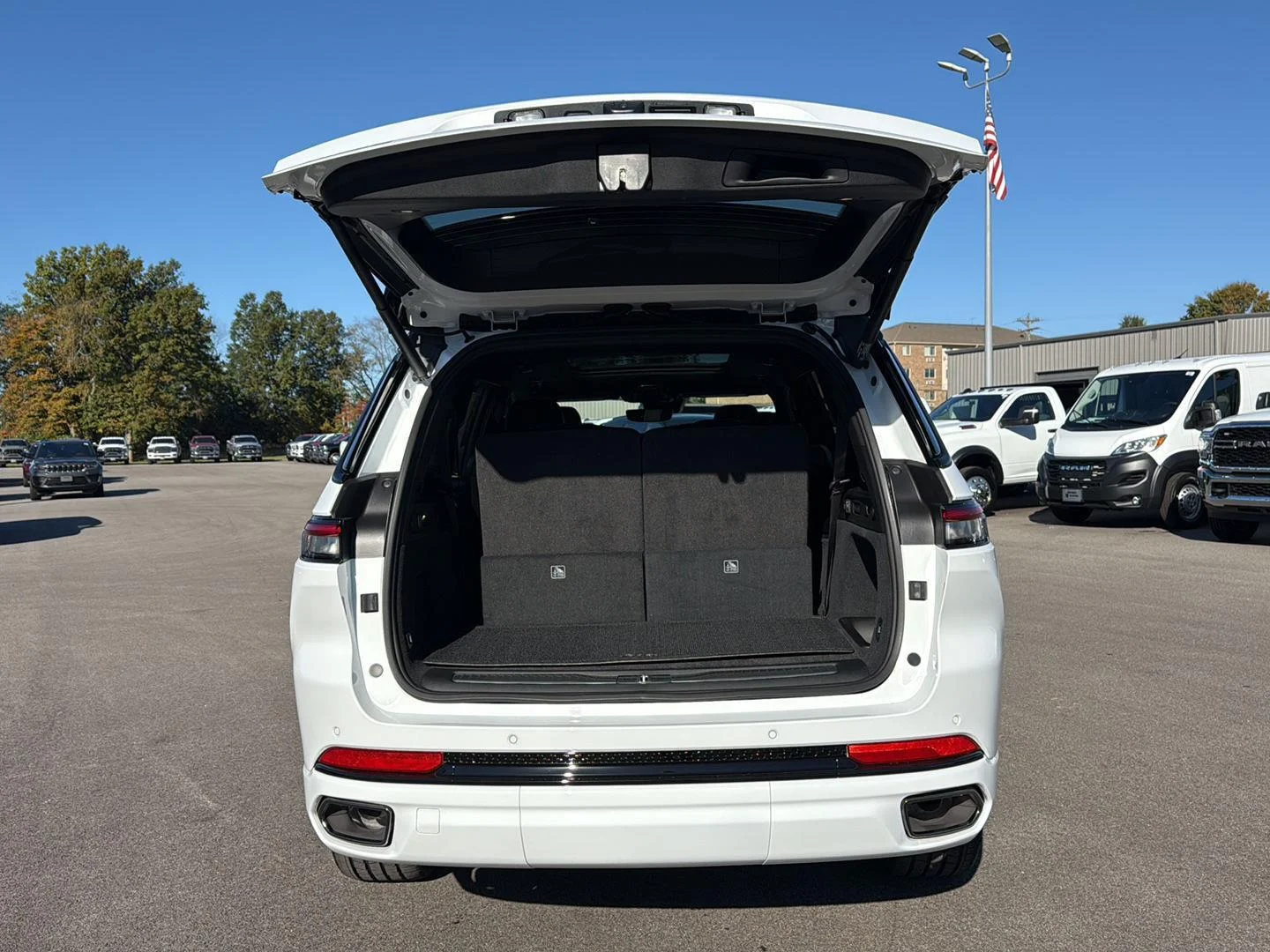 New 2025 Bright White Clearcoat Jeep Summit image 12