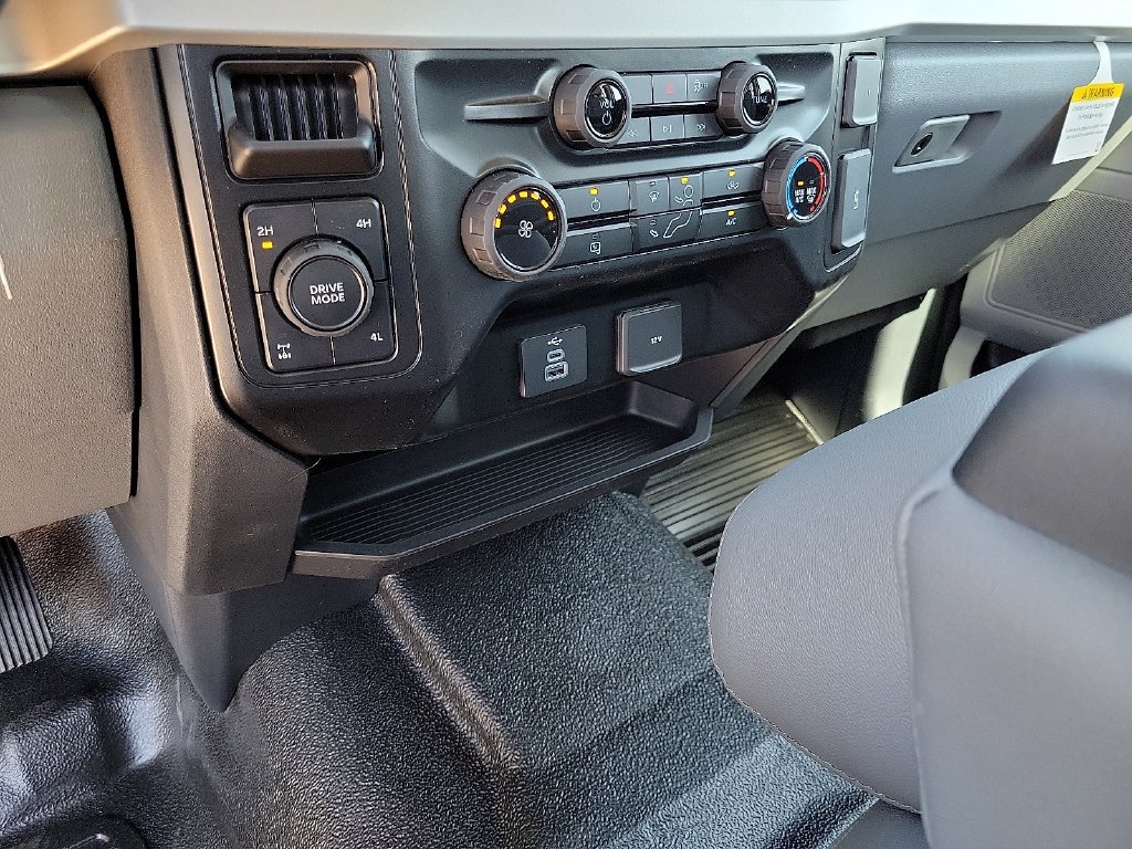New 2026 White Ford XL image 25