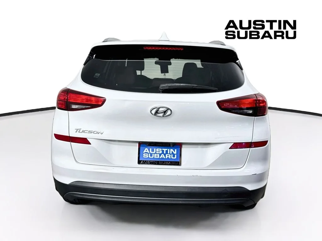 Used 2019 White Hyundai Value image 6
