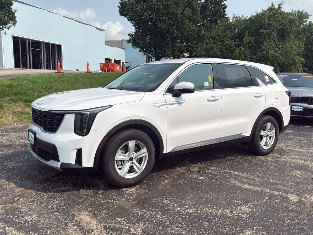 New 2026 Glacial White Pearl Kia LX image 1