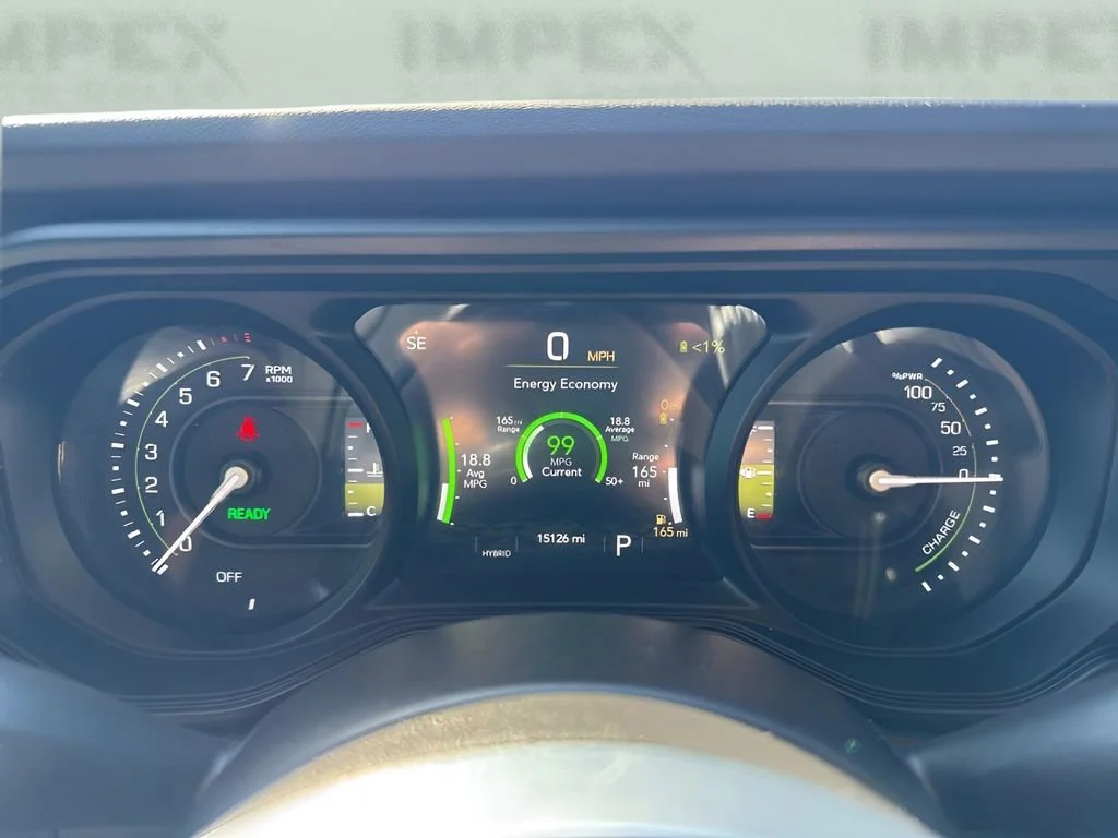 Used 2025 Black Jeep Sahara image 22