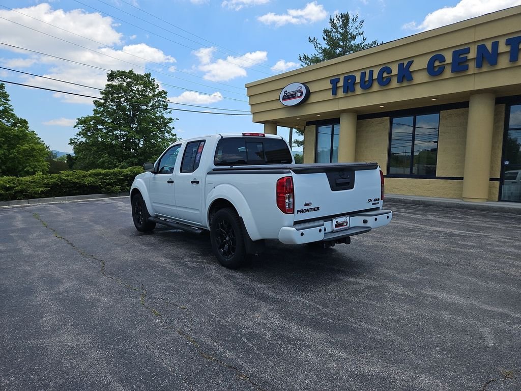 Used 2020 White Nissan SV image 3