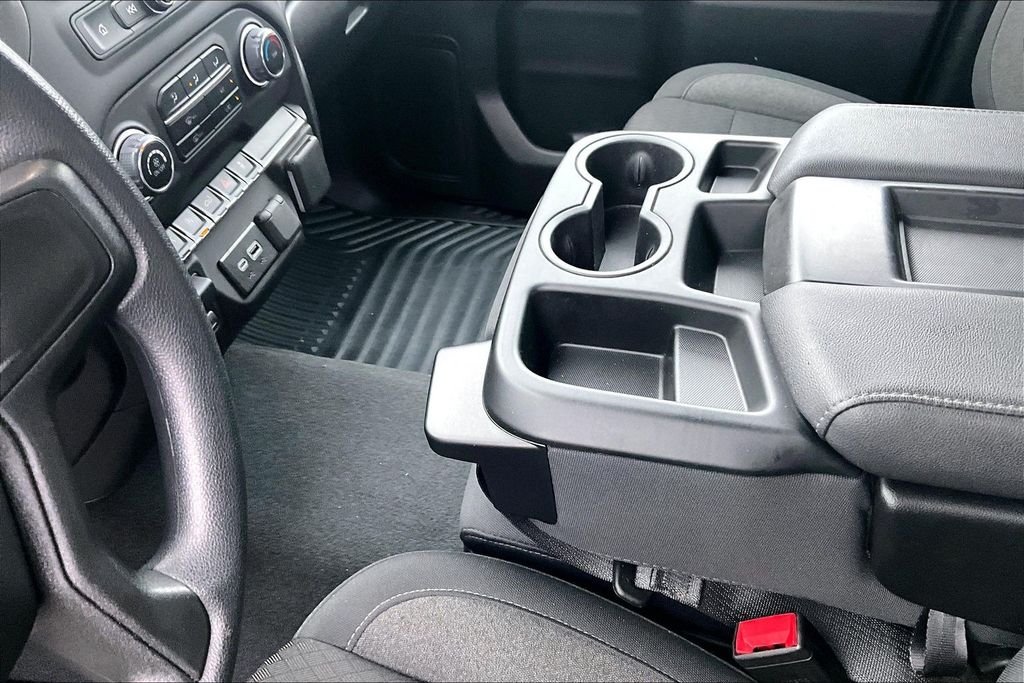 Used 2025 White Chevrolet Custom image 14