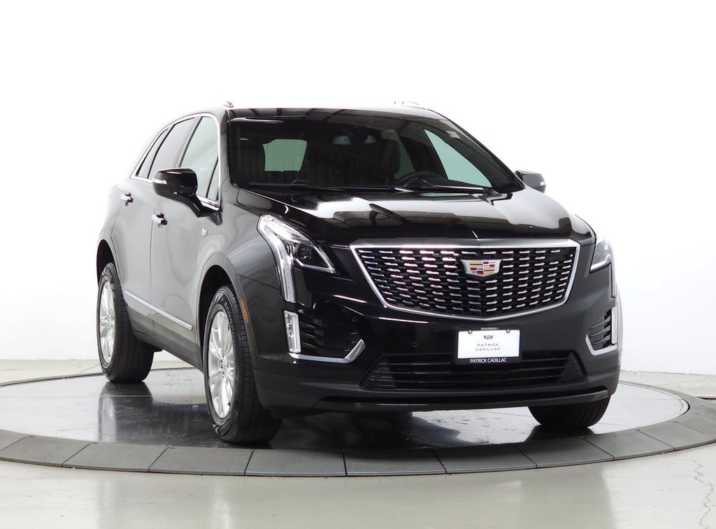Used 2023 Stellar Black Metallic Cadillac Luxury image 10