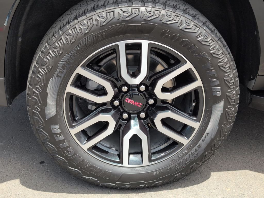 Used 2024 Black GMC AT4 image 26