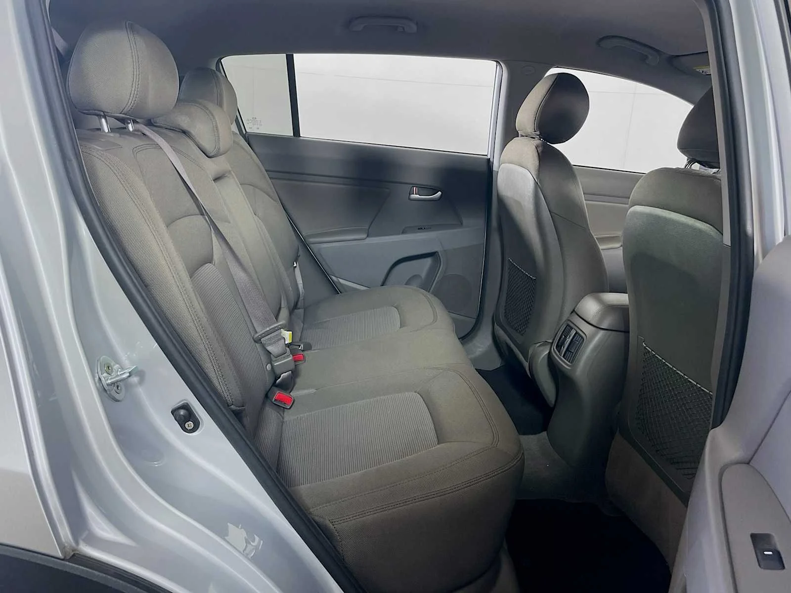 Used 2016 Bright Silver Kia LX image 23