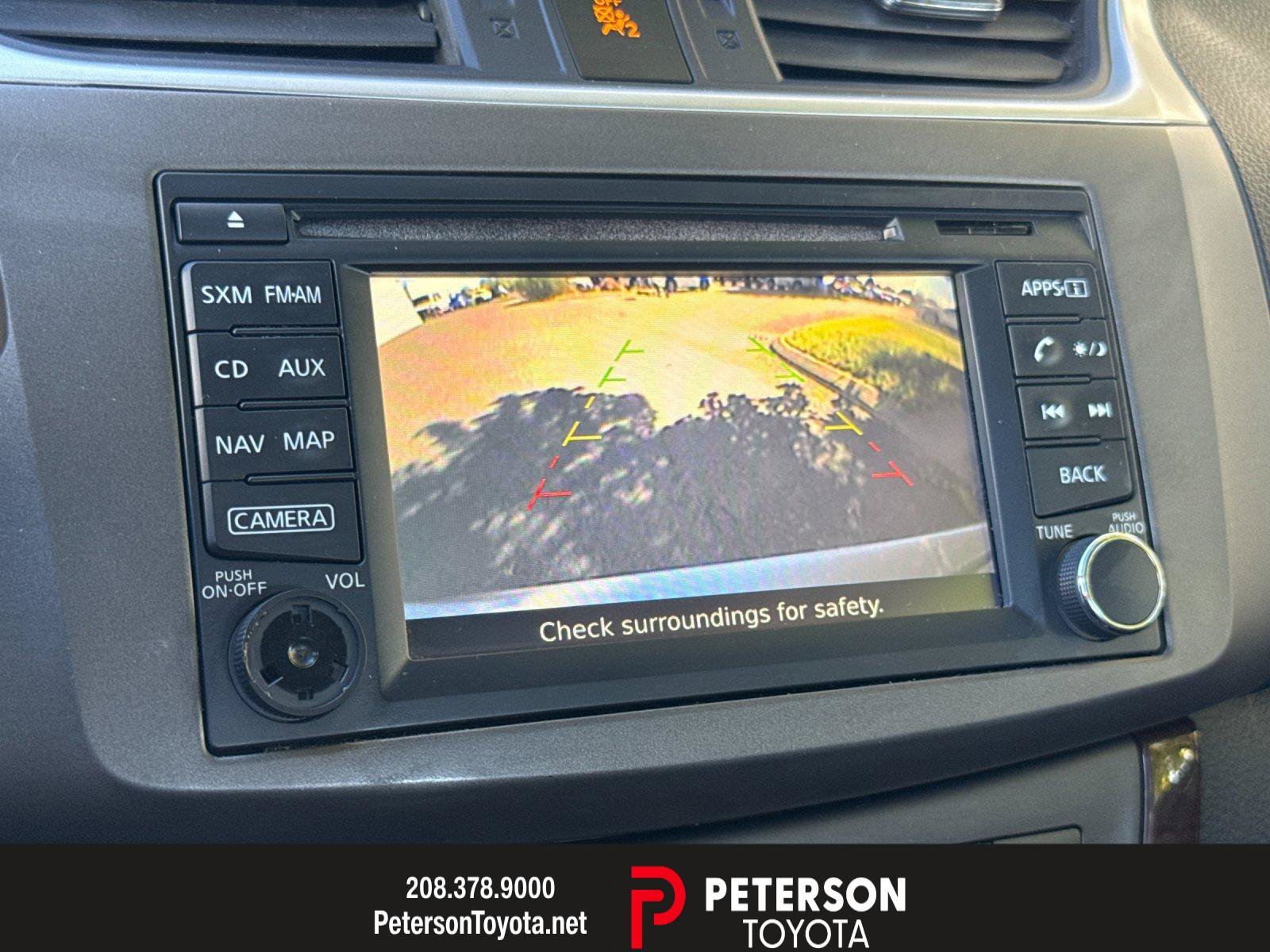 Used 2014 Silver Nissan SL image 18