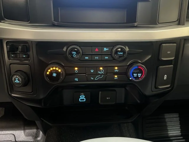 New 2026 Oxford White Ford F-250® XL image 14