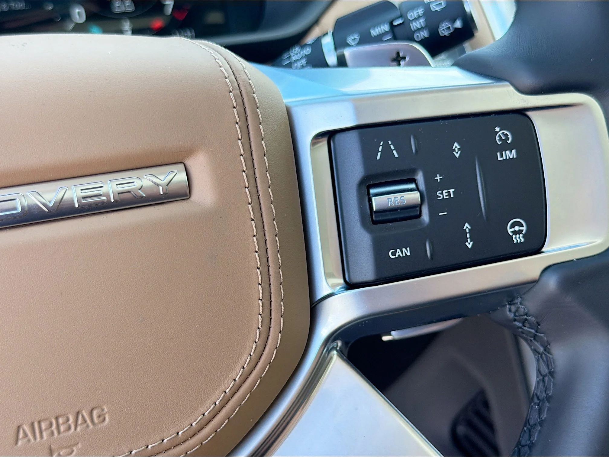 New 2026 Carpathian Grey Land Rover Tempest Edition image 40