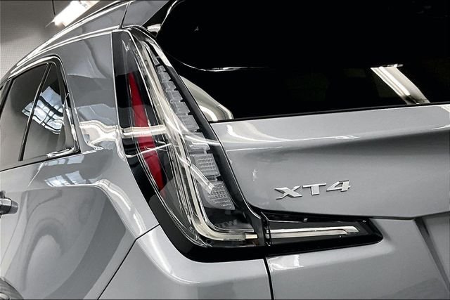 Used 2024 Argent Silver Metallic Cadillac Sport image 36