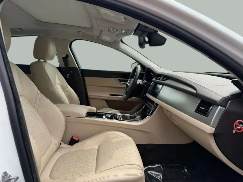 2018 Jaguar XF Prestige - Photo 31