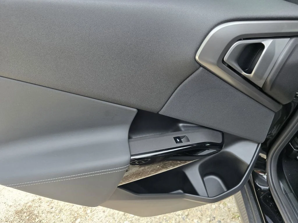 Used 2026 Black BMW 30 xDrive image 13