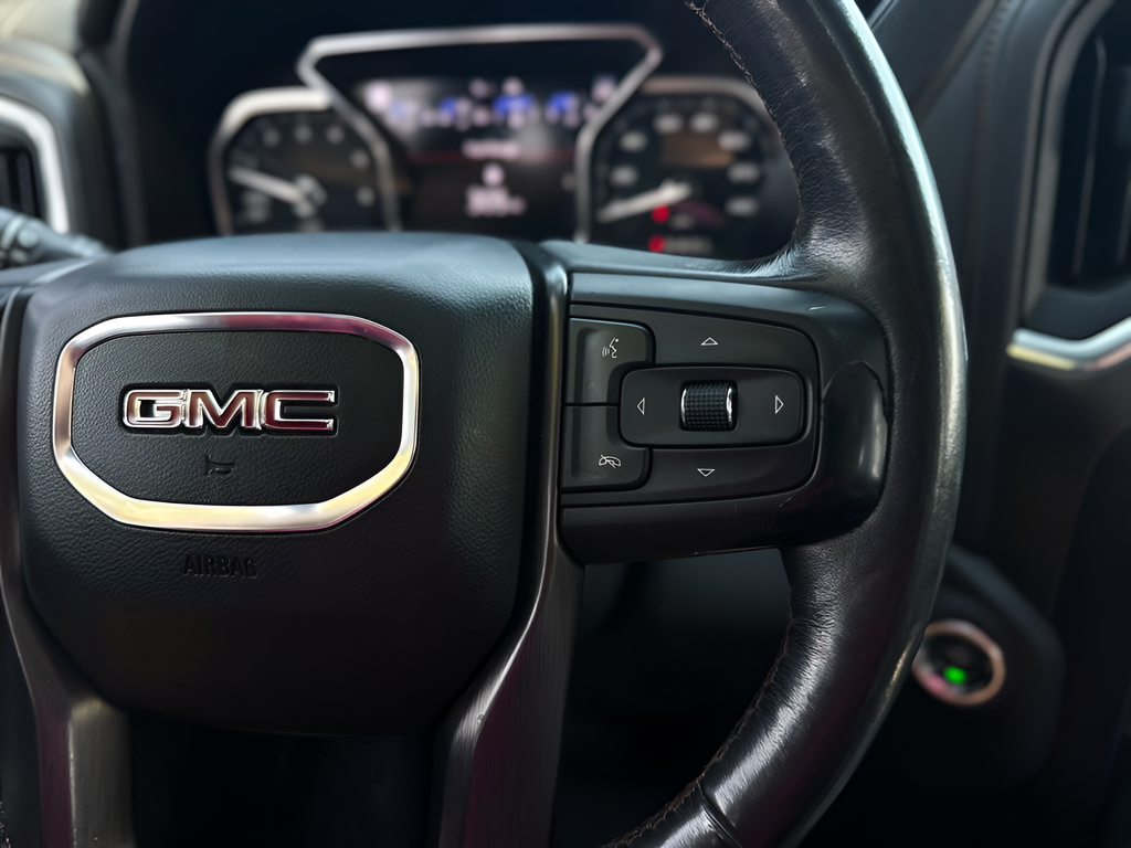 Used 2020 Black GMC AT4 image 13
