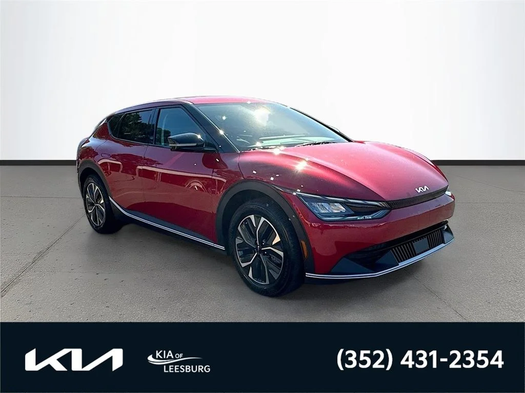 2024 Kia EV6 Light L/R's photo