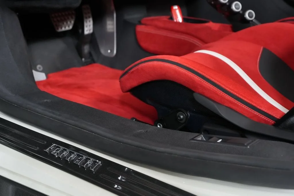 Used 2020 Bianco Italia Ferrari Spider image 32