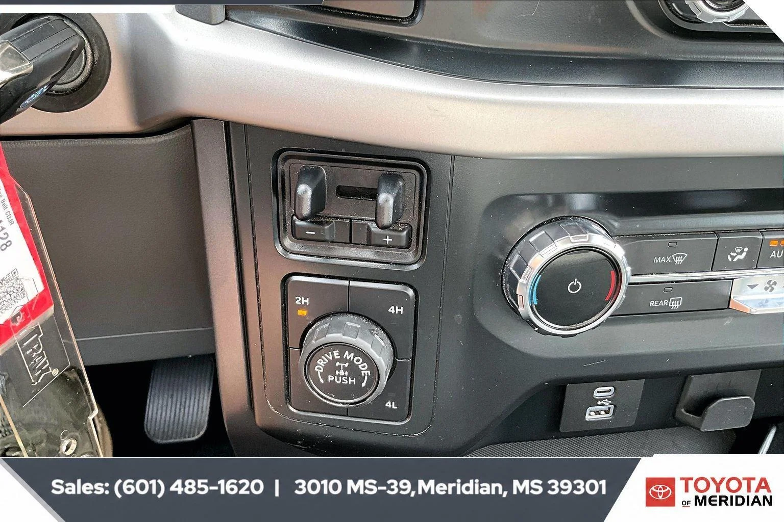 Used 2022 Race Red Ford XLT image 23