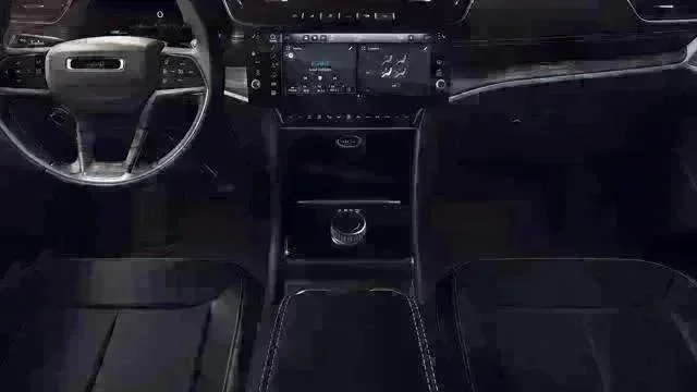 New 2026 Silver Zynith Exterior Paint Jeep Altitude image 5