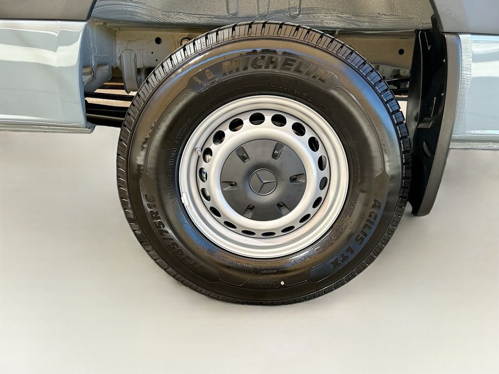 New 2026  Mercedes-Benz Cargo 170 WB image 27