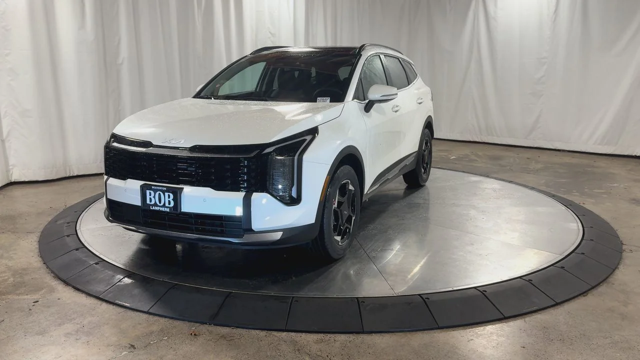 New 2026 Snow White Pearl Kia EX image 7
