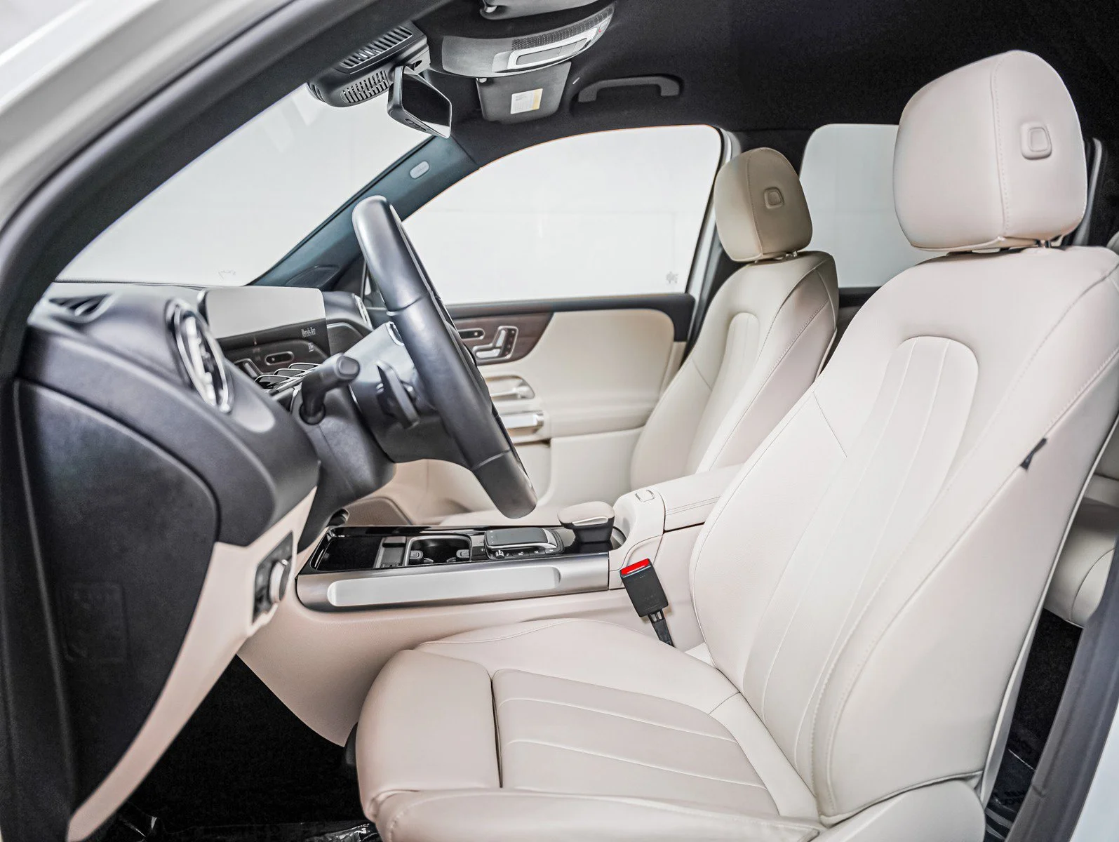 Certified Used 2023 Polar White Mercedes-Benz 300 4MATIC® image 12