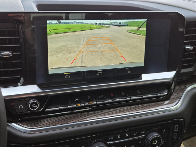Used 2025 Gray Chevrolet RST image 17