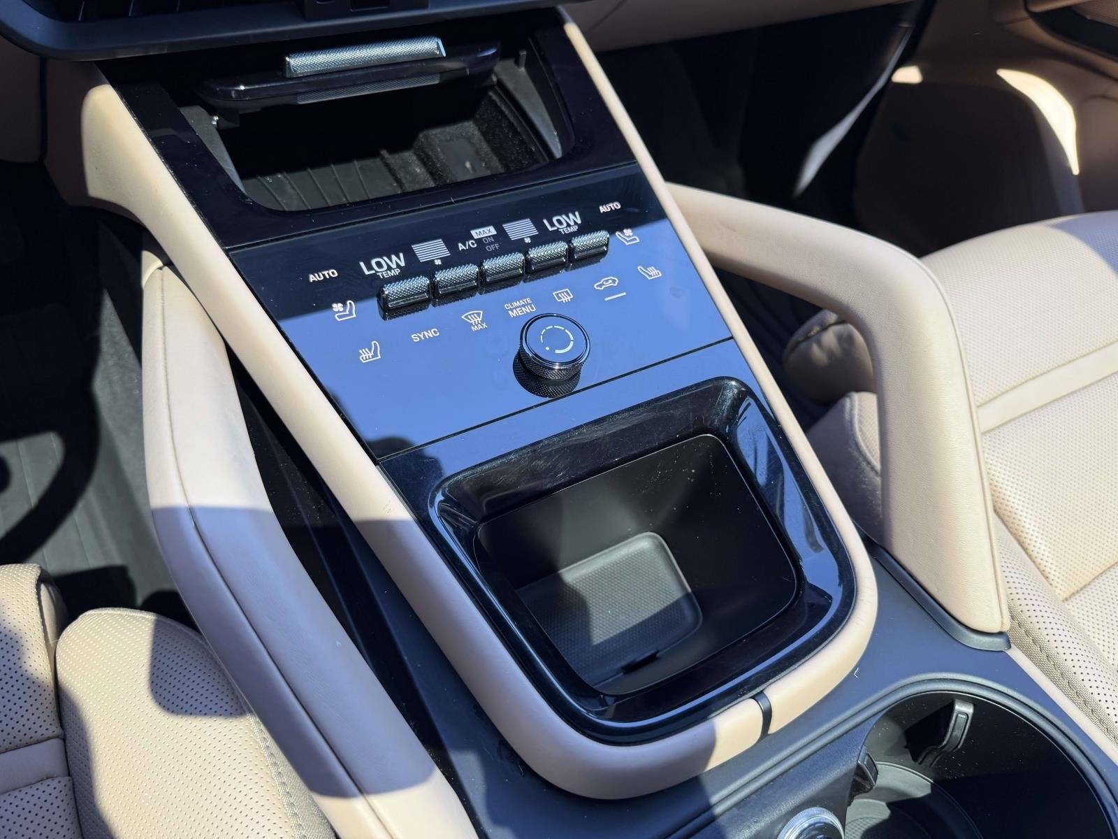 Certified Used 2024  Porsche  image 25