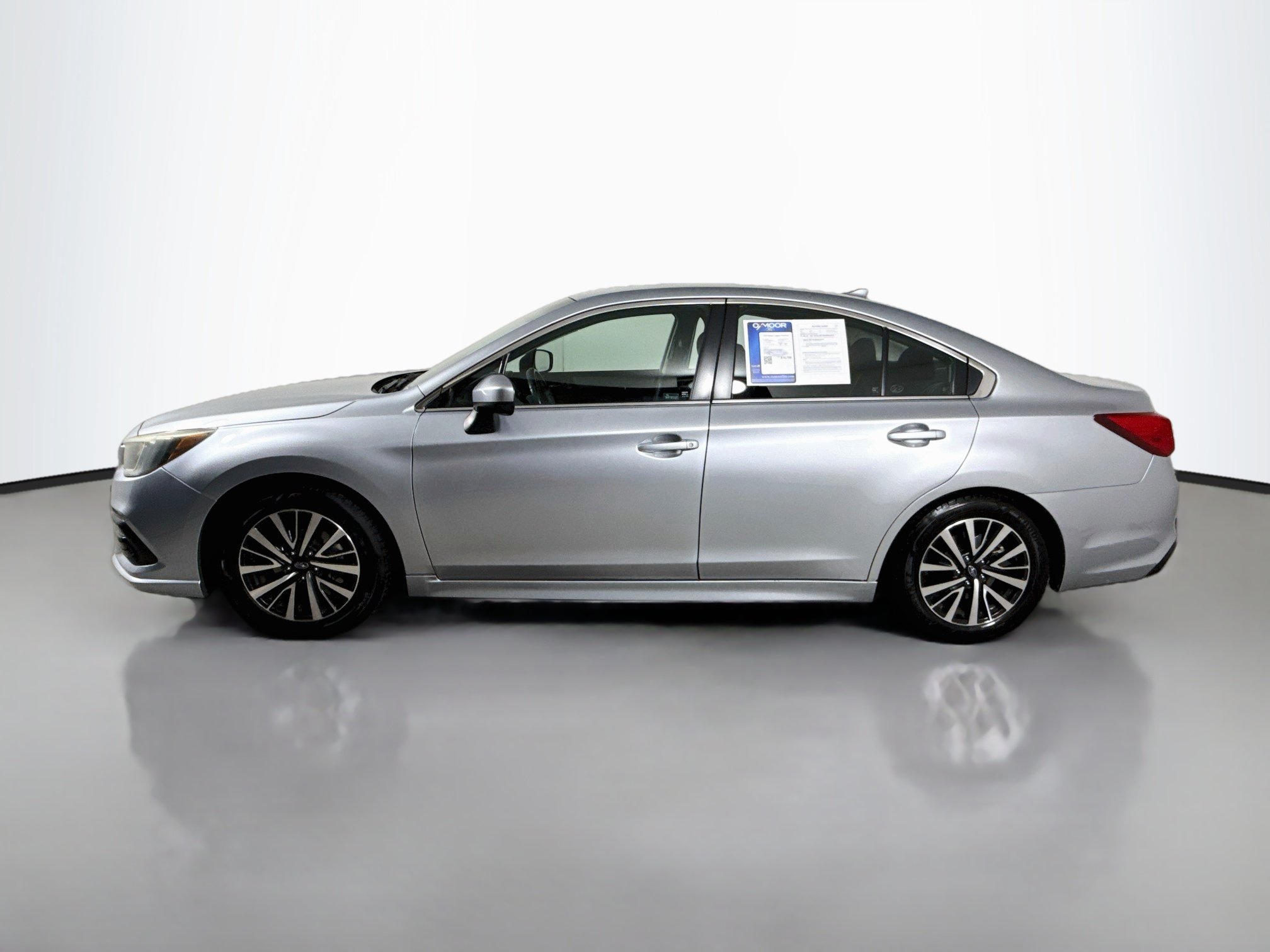 Used 2019 Ice Silver Metallic Subaru Premium image 9