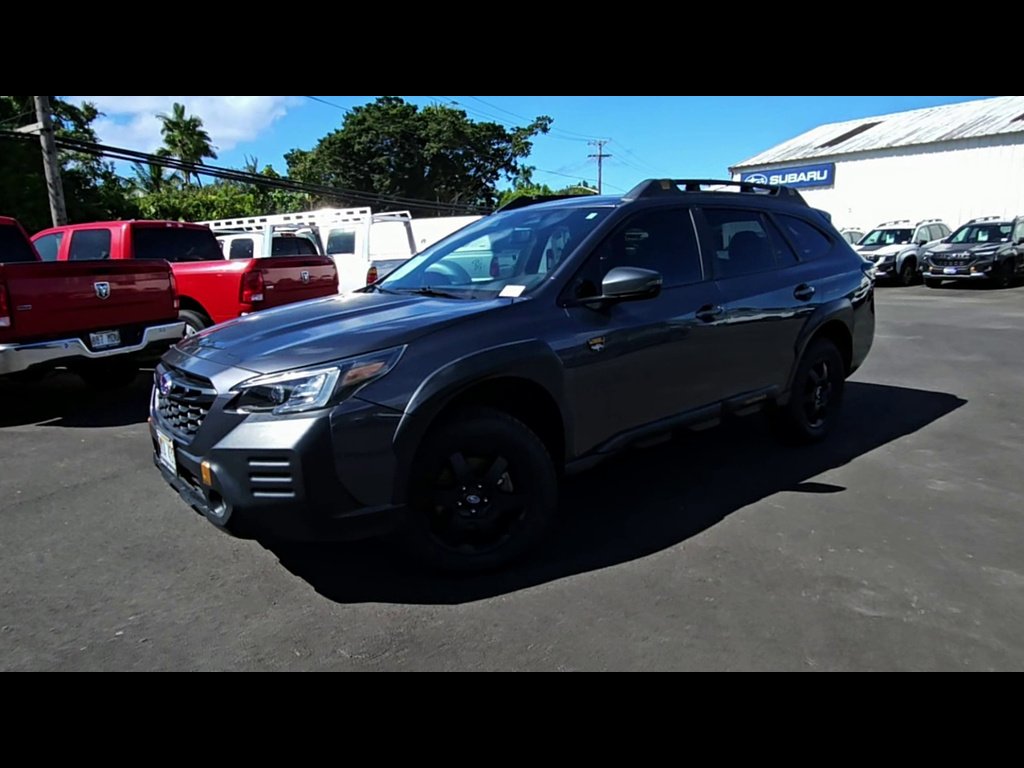 Used 2023 Magnetite Gray Metallic Subaru Wilderness image 4