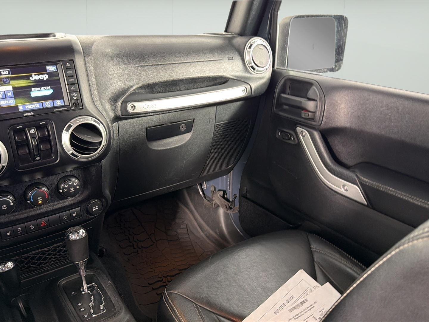 Used 2017 Rhino Clearcoat Jeep Rubicon Hard Rock image 18
