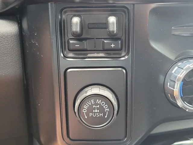 New 2026 Avalanche Ford Lariat image 29