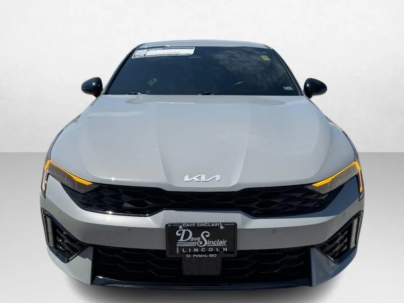 Used 2025 Wolf Gray Kia GT-Line Auto FWD image 2