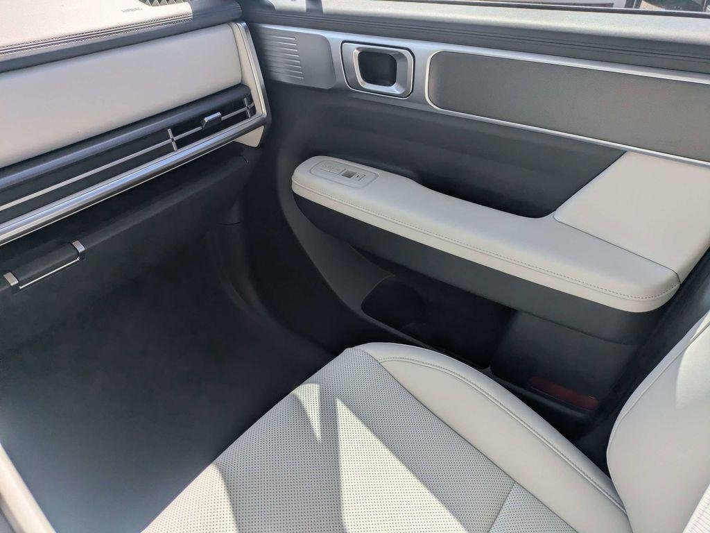 New 2026 Gray Hyundai SEL image 18