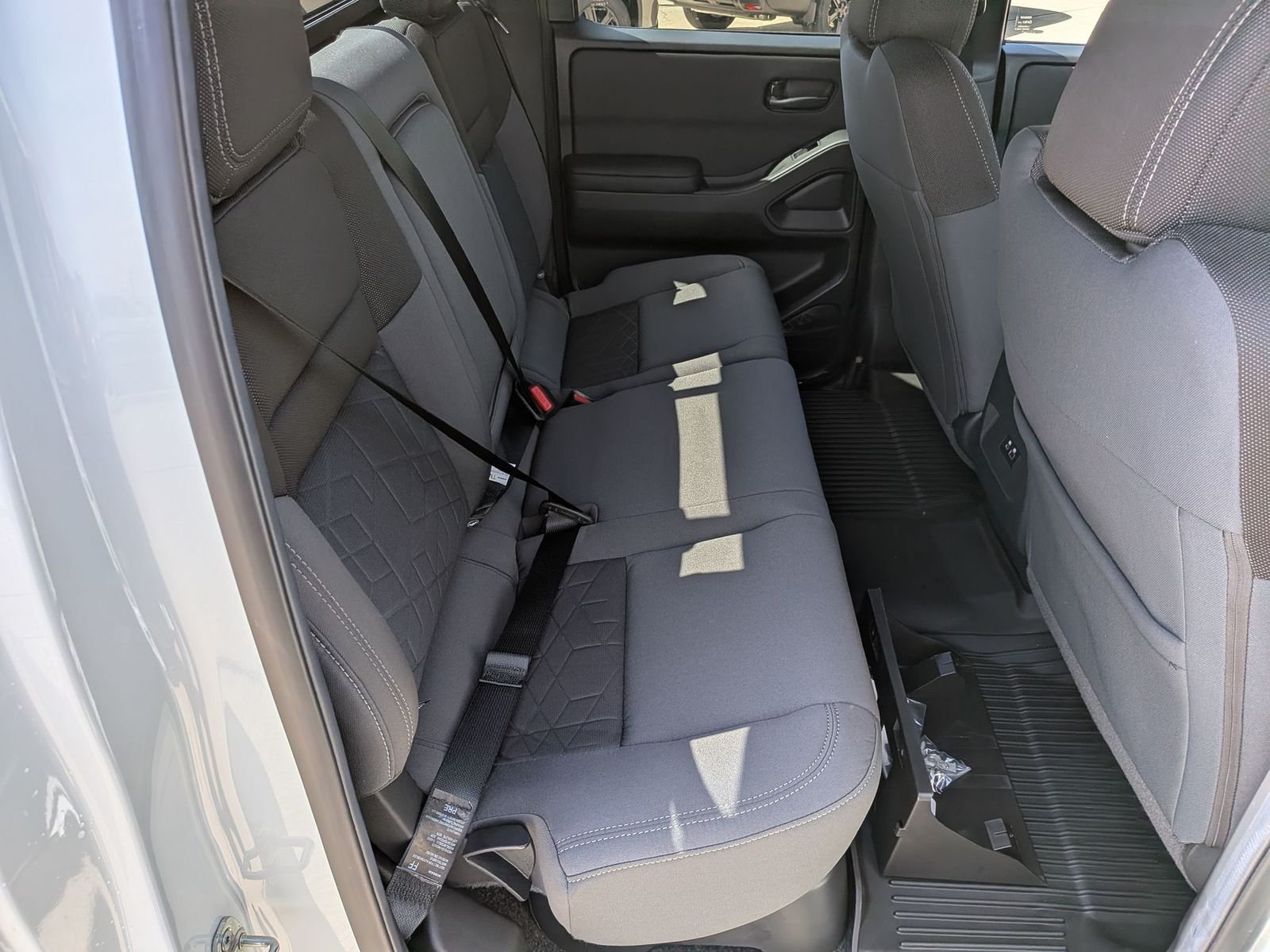 New 2026 Glacier White Nissan Crew Cab SV image 27