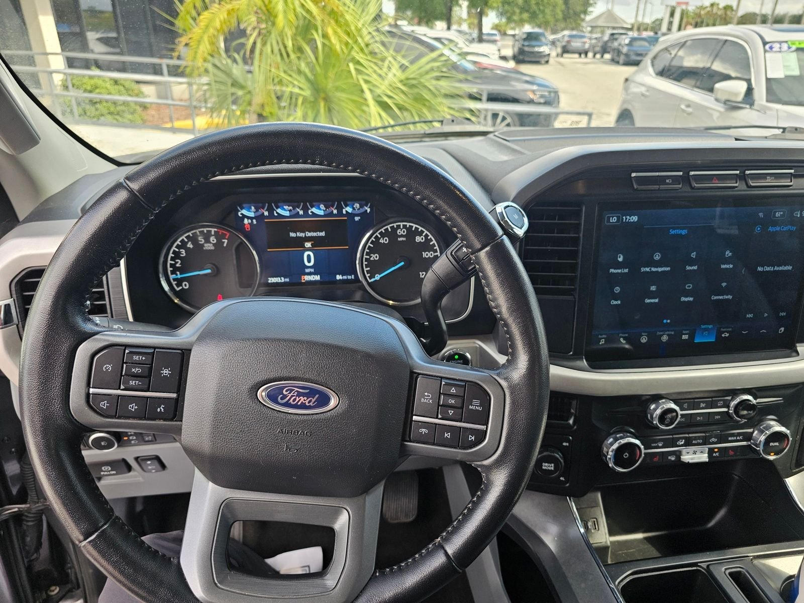 Used 2022 Gray Ford XLT image 18