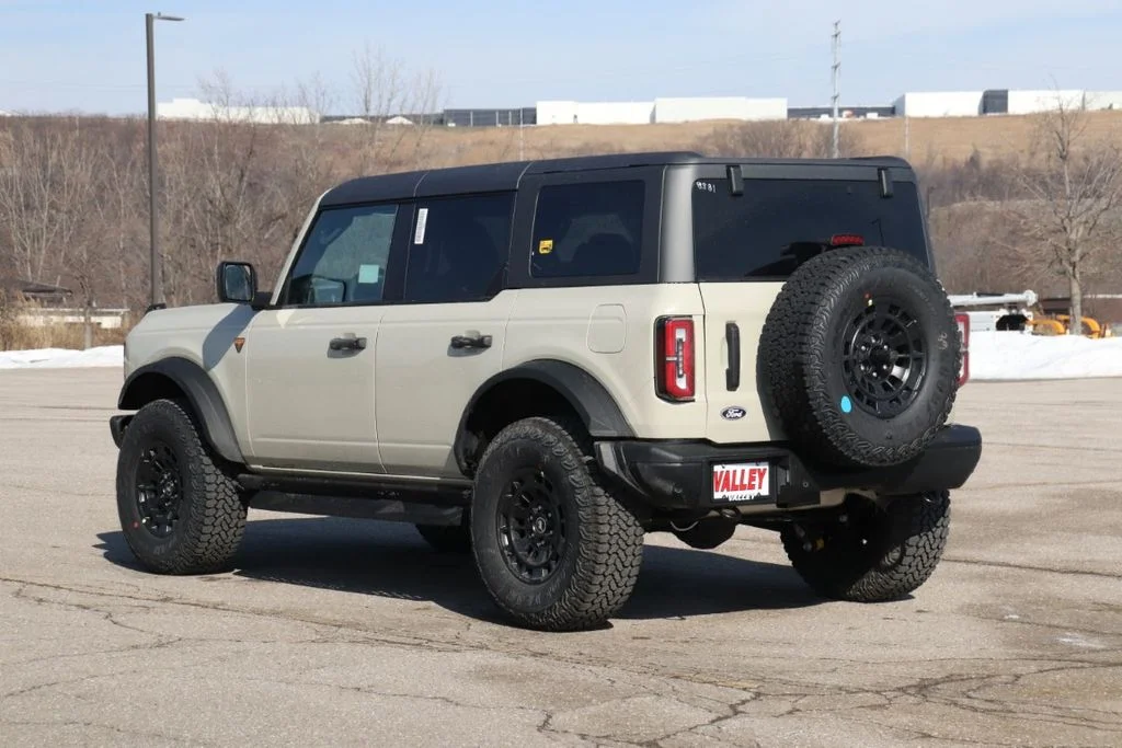 New 2026 Beige Ford Badlands image 6