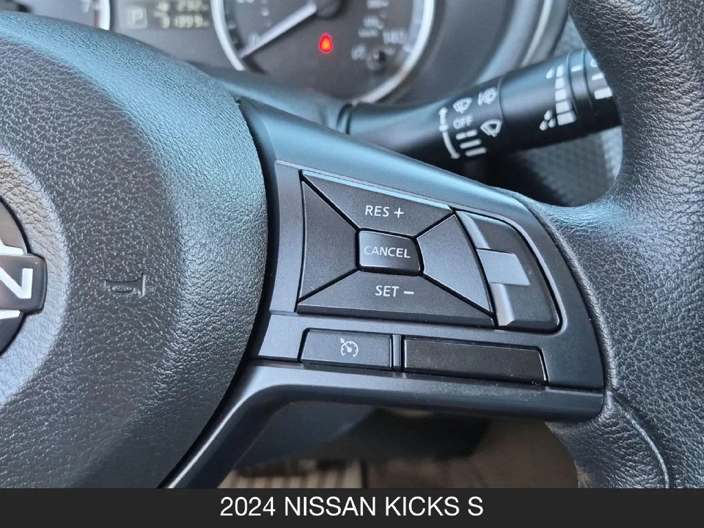 Used 2024 Blue Nissan S image 18