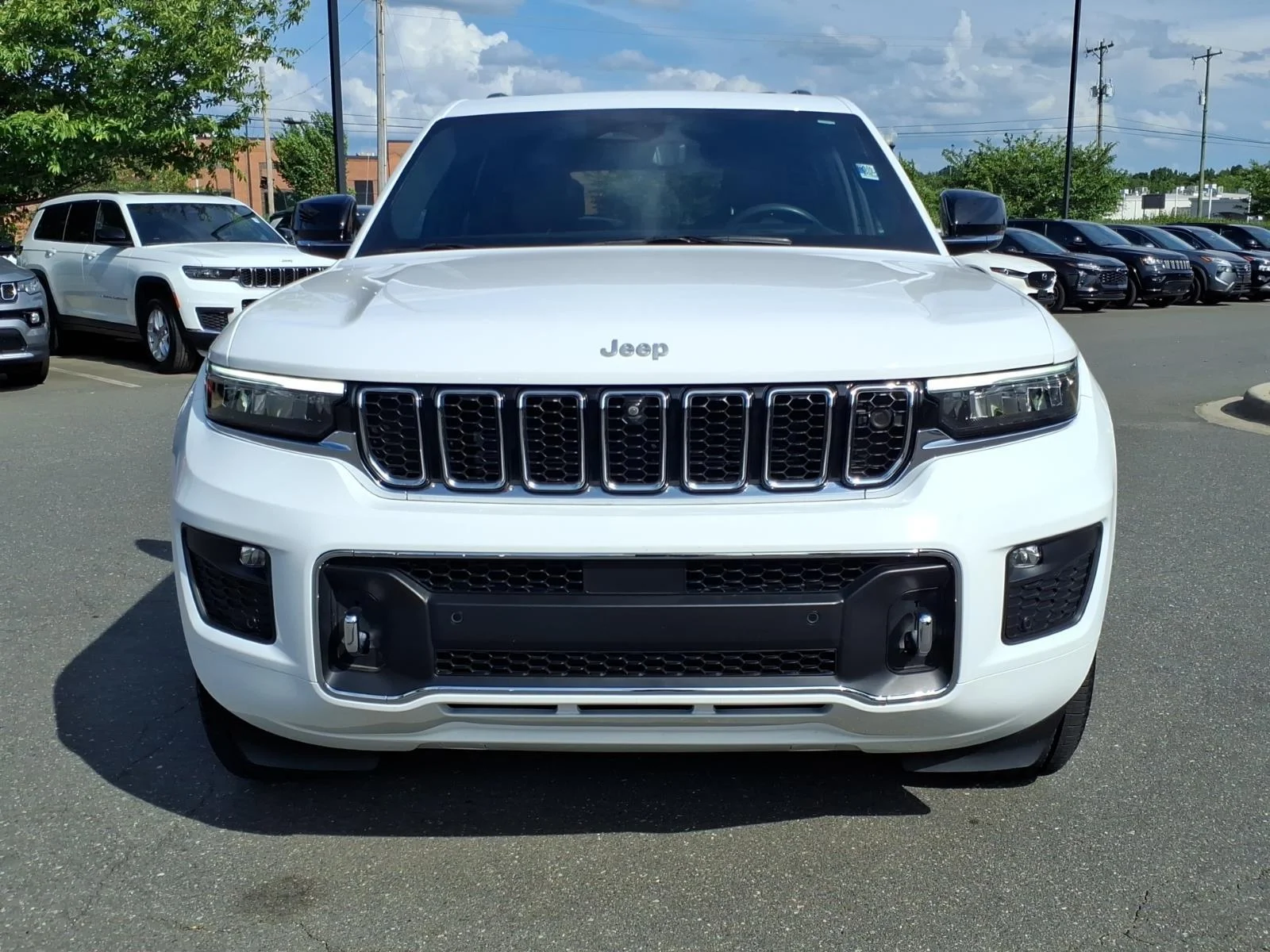 Used 2024 WHITE JEEP OVRLND image 14