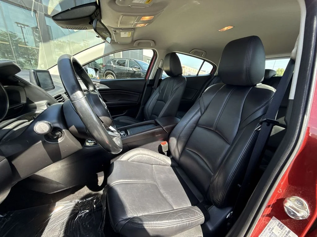 Used 2018 Red Mazda Touring image 11